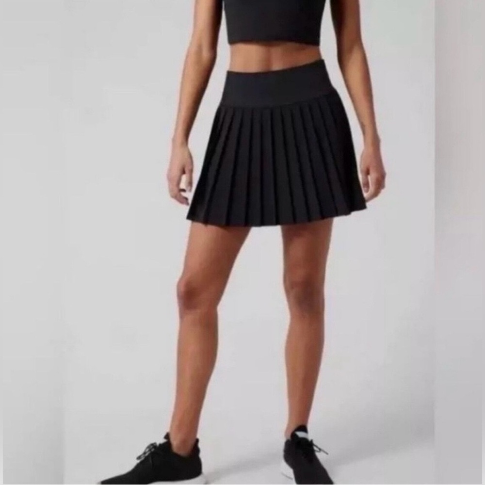 Athleta Black Elevate Skort Medium - image 2